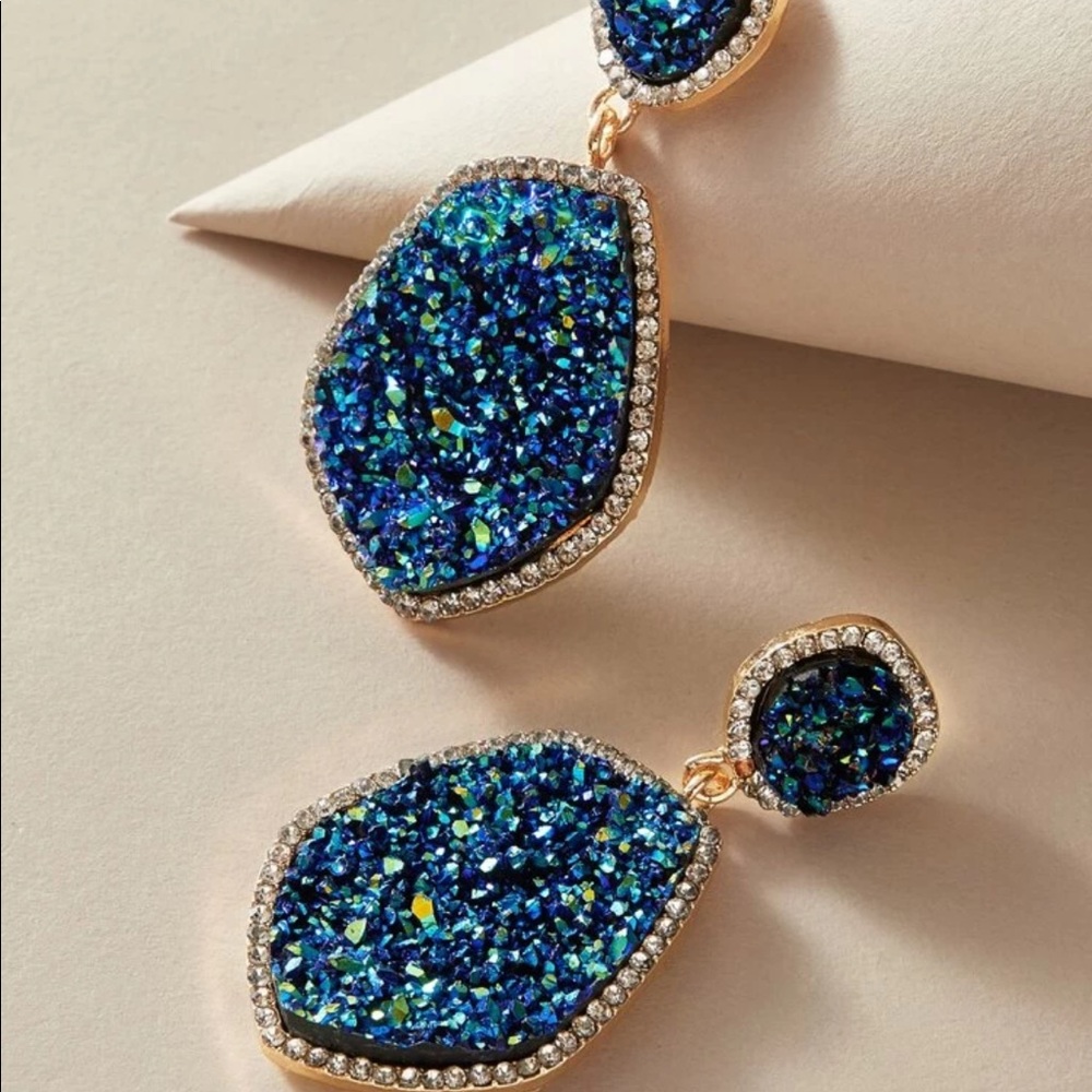 Rhinestone decor drop earrings